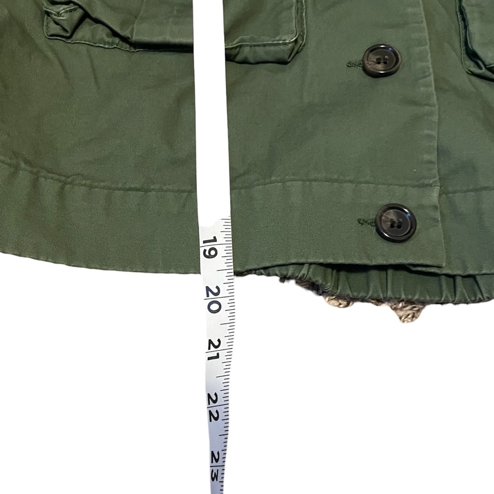 H&M Green Cropped Bomber Jacket with Many Pockets Size 12 Women’s EUC - Picture 2 of 7